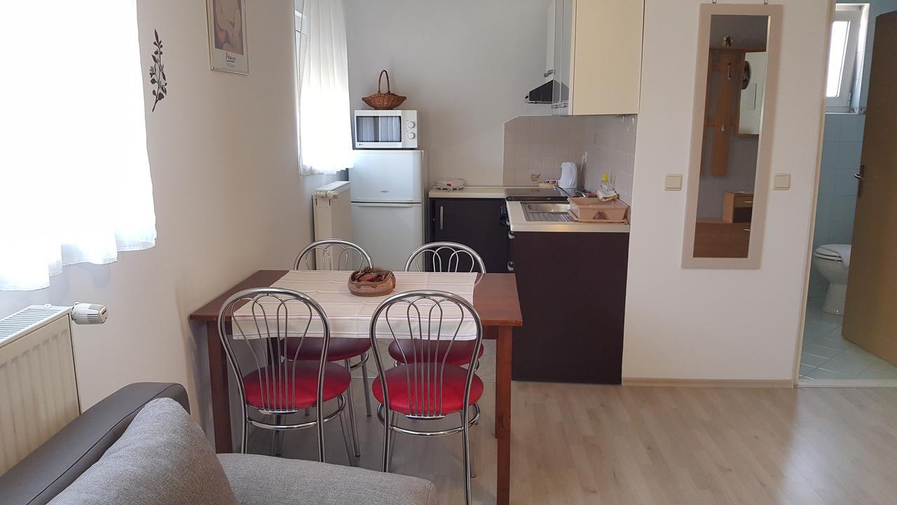 Apartmani Fuckar Krapinske Toplice Exterior foto